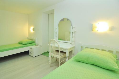 Apartment Slatine 12491b