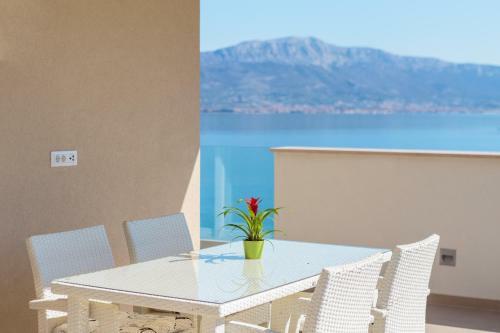 Apartments Alba