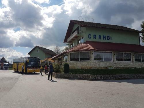 Motel Restoran Grand