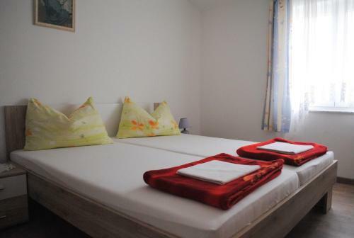 Jadranovo One-bedroom Apartment 1