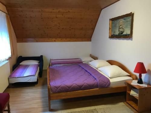 Hostal Apartments & Rooms Renata