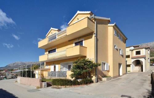 Apartments With A Parking Space Solin (split) - 14251