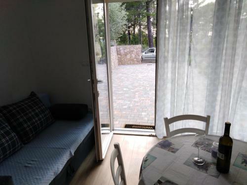 Apartments Miokovic