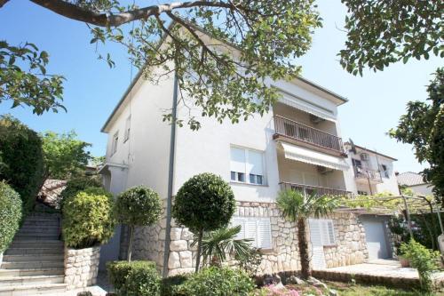 One-bedroom Apartment In Crikvenica V