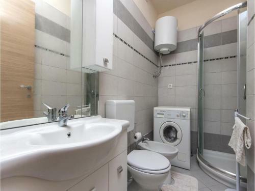 One-bedroom Apartment In Sorici