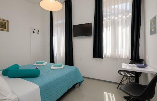 Apartamentos Plr-peristyle Luxury Rooms