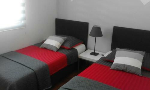 Apartments By The Sea Split - 2983