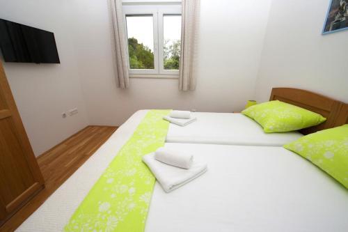 Hostal Family Room Split 11623d