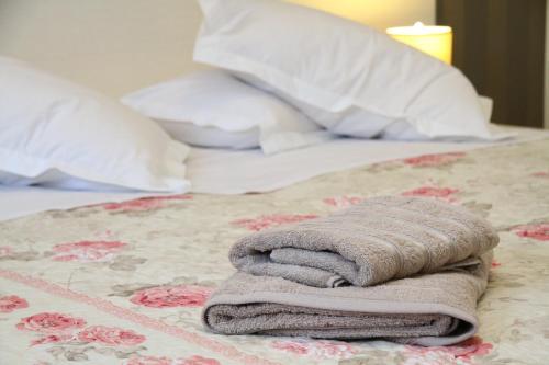 Studio Apartments Mirakul