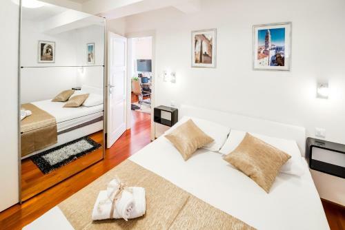 Penthouse Priuli Apartment
