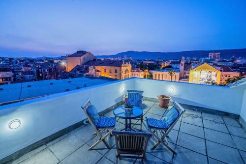 Penthouse Priuli Apartment