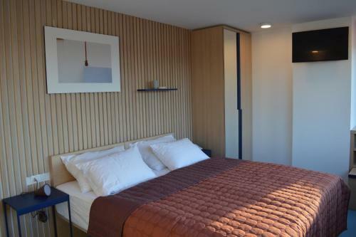 Bed & Breakfast Up There Design Rooms