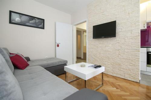 Apartment Andelina