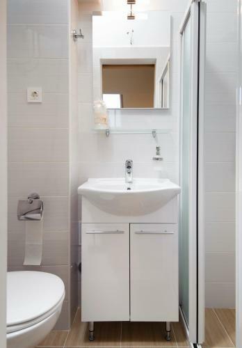 Hostal La Perla Luxury Apartments