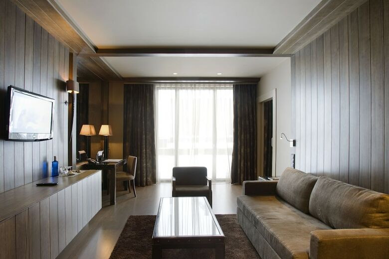 Hotel Val De Neu Baqueira