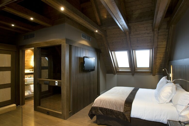 Hotel Val De Neu Baqueira