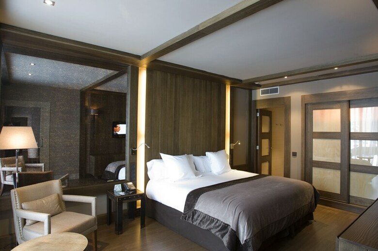 Hotel Val De Neu Baqueira