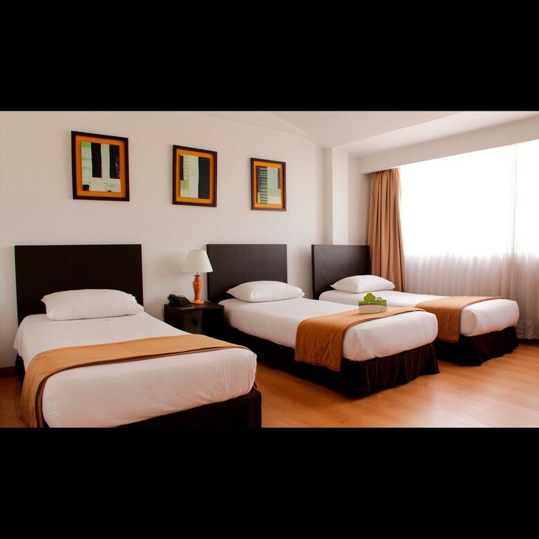 Hotel Innova 68