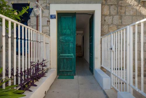 Apartamentos Holiday Home Adriatic