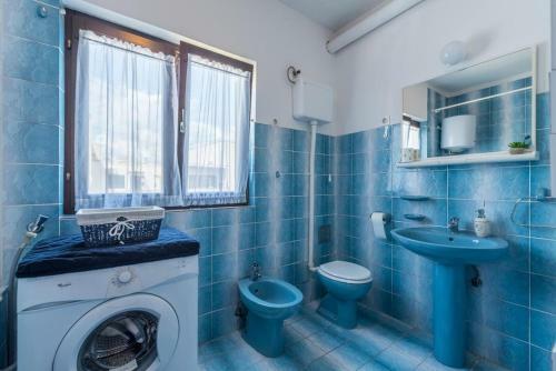 Apartment Split 8290a
