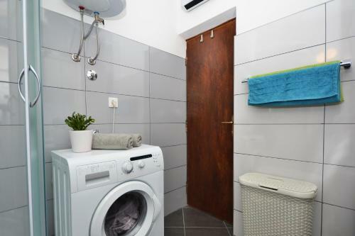 Sunshine Apartment
