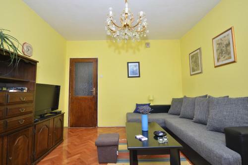 Sunshine Apartment