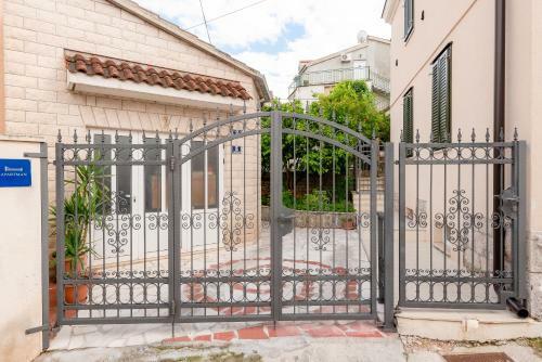Luxury Villa Roza