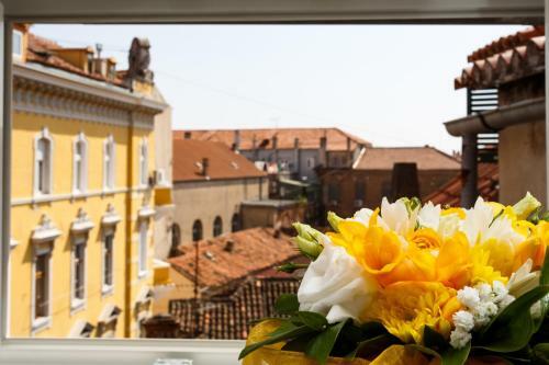 Neva Old Town Apartments