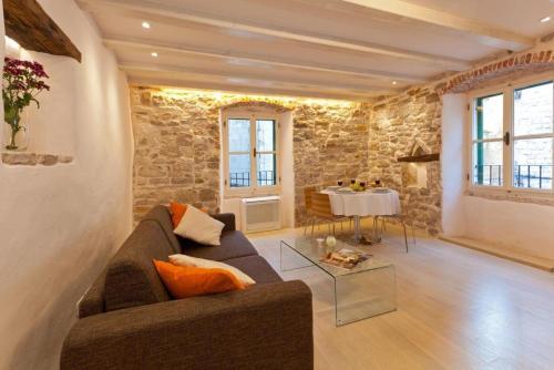 Luxury San Giovanni Apartment 2