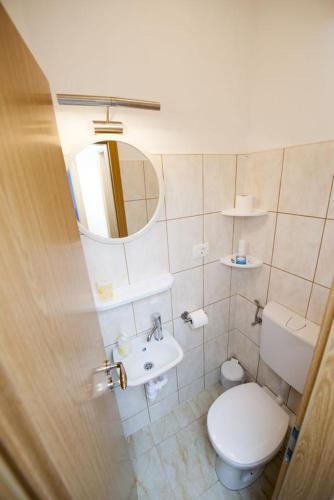 Apartments With Wifi Split - 11252