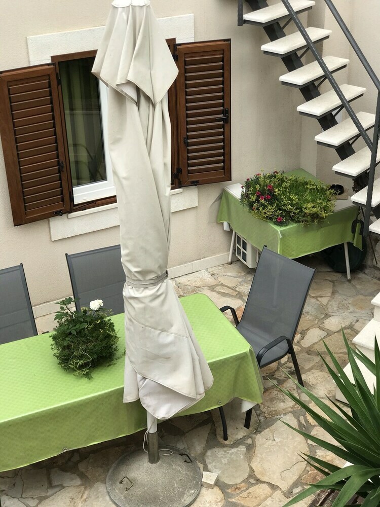 Hostal Guesthouse Kresic
