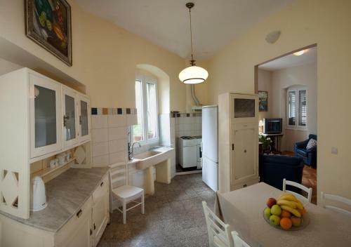 Gianina Apartment