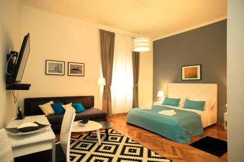 Hostal Contarini Luxury Rooms
