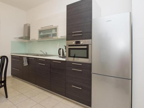 Apartments With Wifi Split - 11255