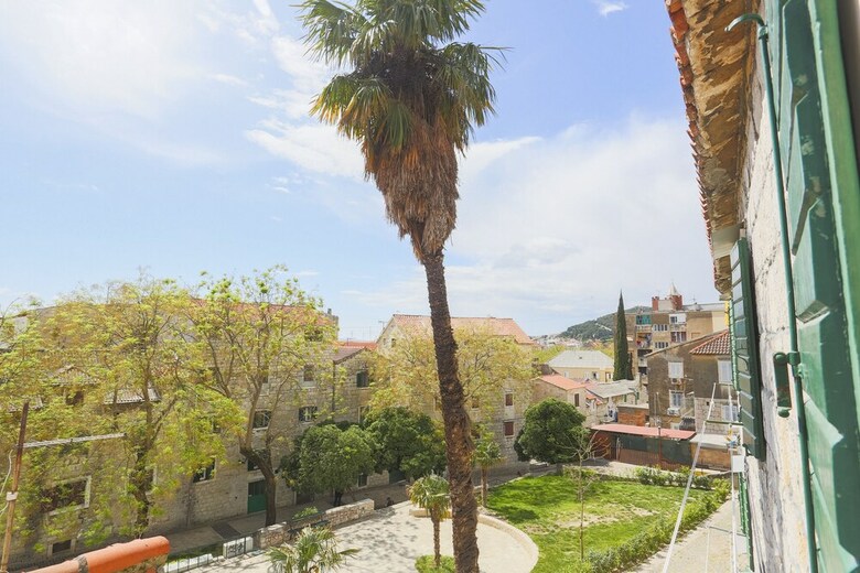 Hostal Nirvana Rooms Split
