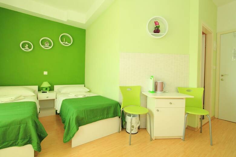 Hostal Nirvana Rooms Split