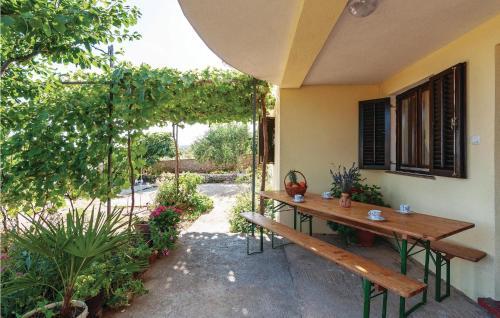 One-bedroom Apartment In Maslenica