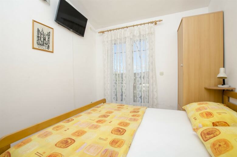Apartments Zdenko