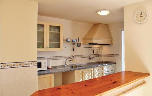 Two-bedroom Apartment In Portman