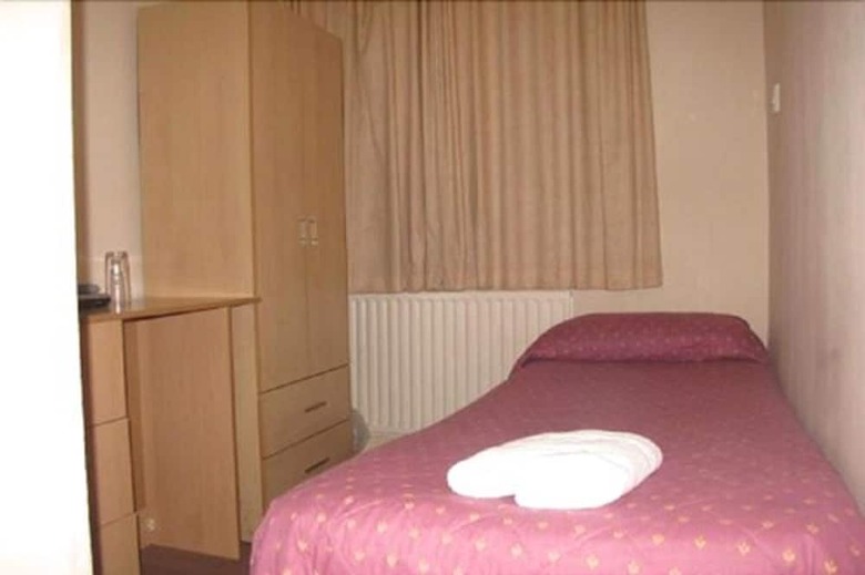 A To Z Hotel