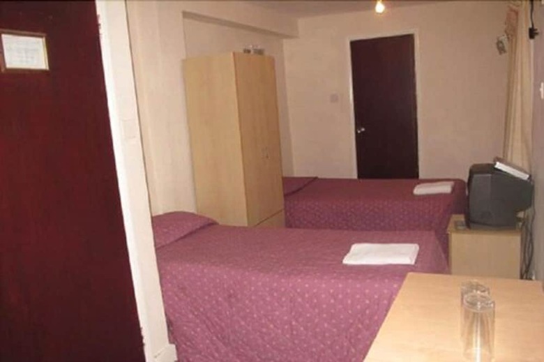 A To Z Hotel