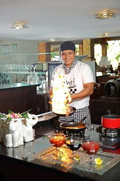Hotel Villa Kayu Raja