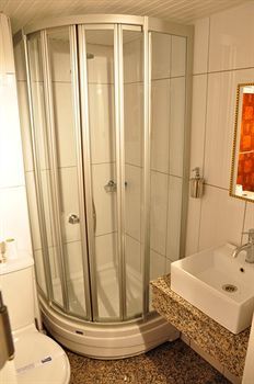 Lara Atalla Hotel