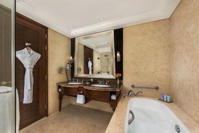 Hotel Dusit Thani Abu Dhabi