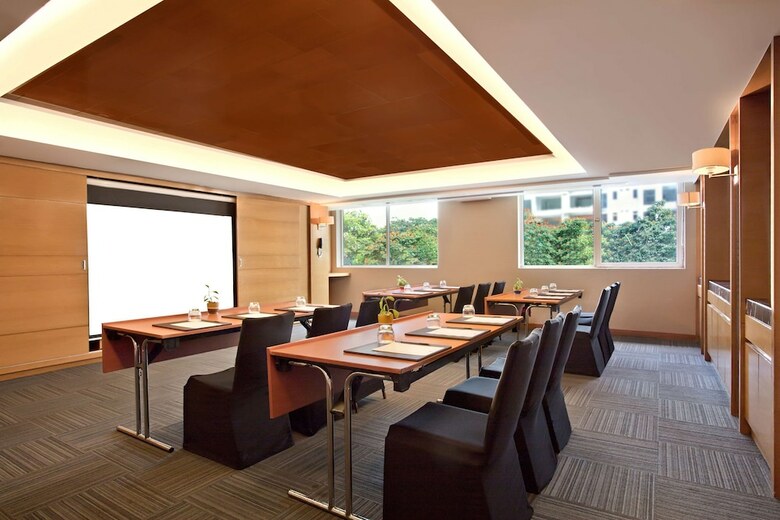 Hotel Double Tree Suites By Hilton Bangalore