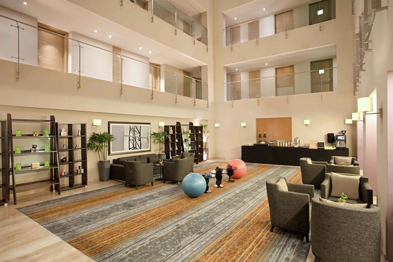 Hotel Double Tree Suites By Hilton Bangalore