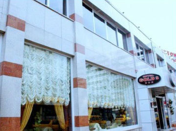 Hotel Gold Business