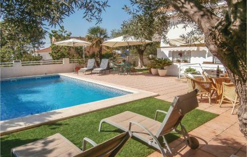 Two-bedroom Apartment In Mazarron