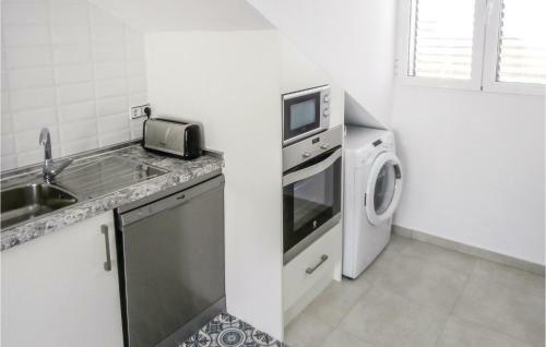 Two-bedroom Apartment In Mazarron