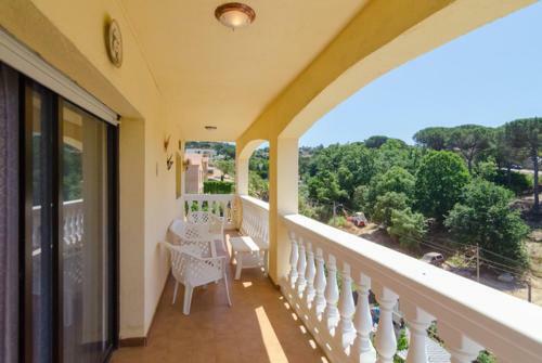 Montbarbat Villa Sleeps 6 Pool